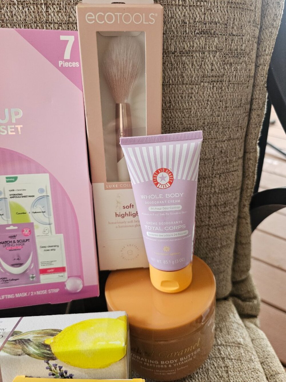 Beauty & Self-Care Home Spa Bundle Lot – 9 Pc NIB Beauty & Skincare Items - Picture 5 of 6